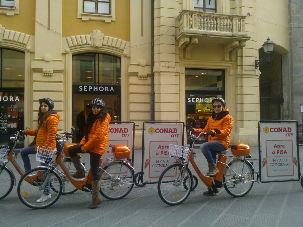 bici vela Pisa Lucca Livorno, bicicletta vela, bicicletta pubblicitaria, bici con carrello pubblicitario, bici pubblicità